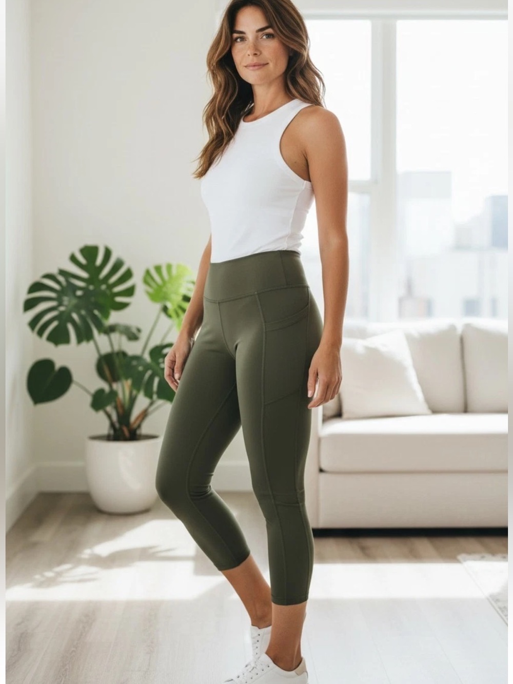 Zyia Active Olive LightNtight Capri W/Pockets Brand New size Medium